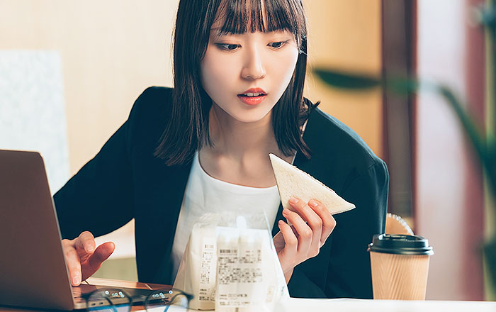 「ながら食べ」とは?