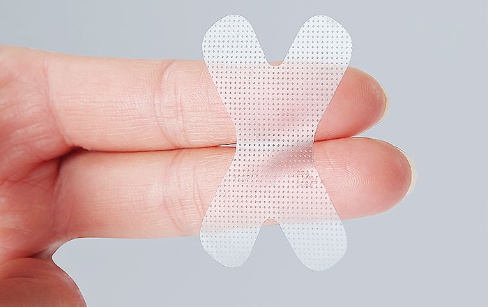 唇の周囲は皮膚が薄いため、敏感な方は低刺激性の医療用テープや、マウステーピング専用の商品を選ぶのが安心です。
