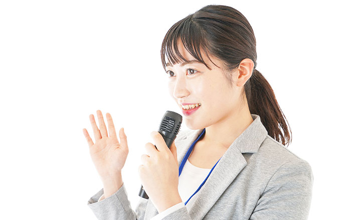 声を出す機会の多い職業（歌手・アナウンサーなど）の主な歯やお口のリスク：ドライマウス（お口の乾燥）