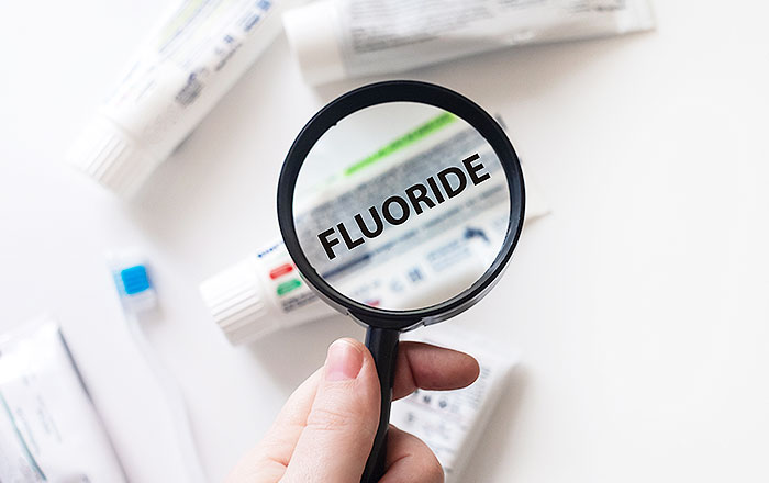 フッ素は体に悪くないの?フッ化物の安全性について