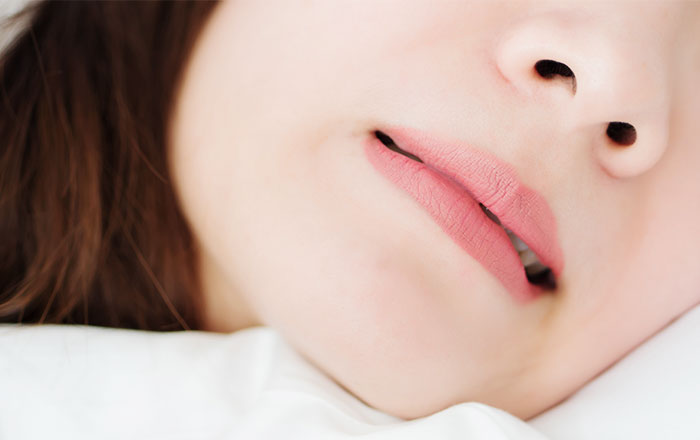 ホワイトニングでしみやすい人の特徴:歯ぎしり・食いしばりの癖がある方