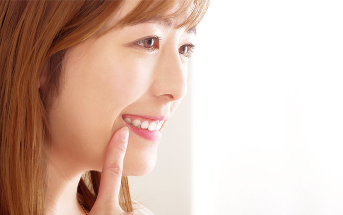 親になって後悔した歯とお口の問題:歯並びを整えなかったことによる見た目のコンプレックス