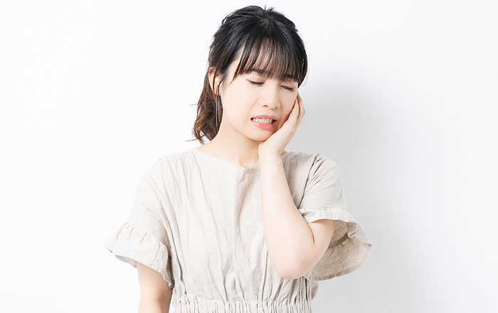 ガルバニー電流の症状:ピリッとする痛み・しびれ