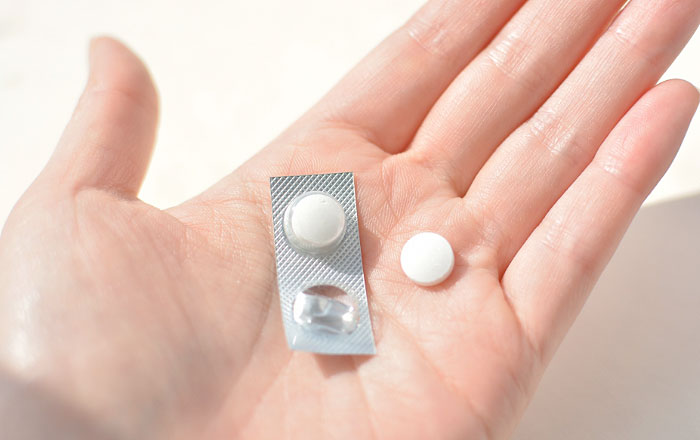 応急処置:市販の鎮痛剤を飲む