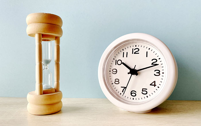 化学熱傷の特性:長時間反応が続く