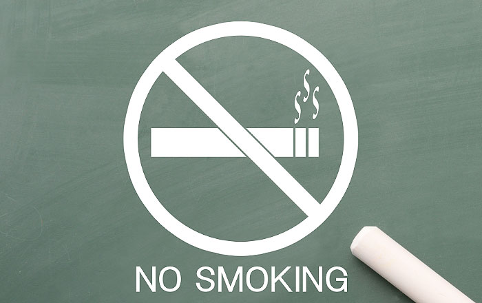 インプラント治療で気をつけること：術前・術後の禁煙