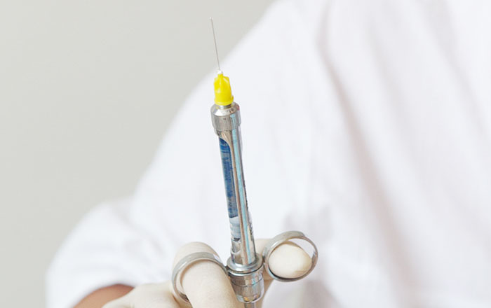 歯科治療で使う麻酔はどうやって痛みを取るの？