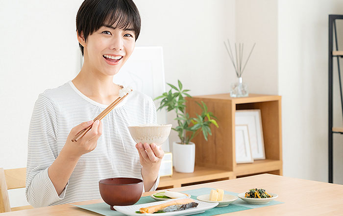 今日からできるパロチンを増やす3つの習慣：よく噛んで食べる